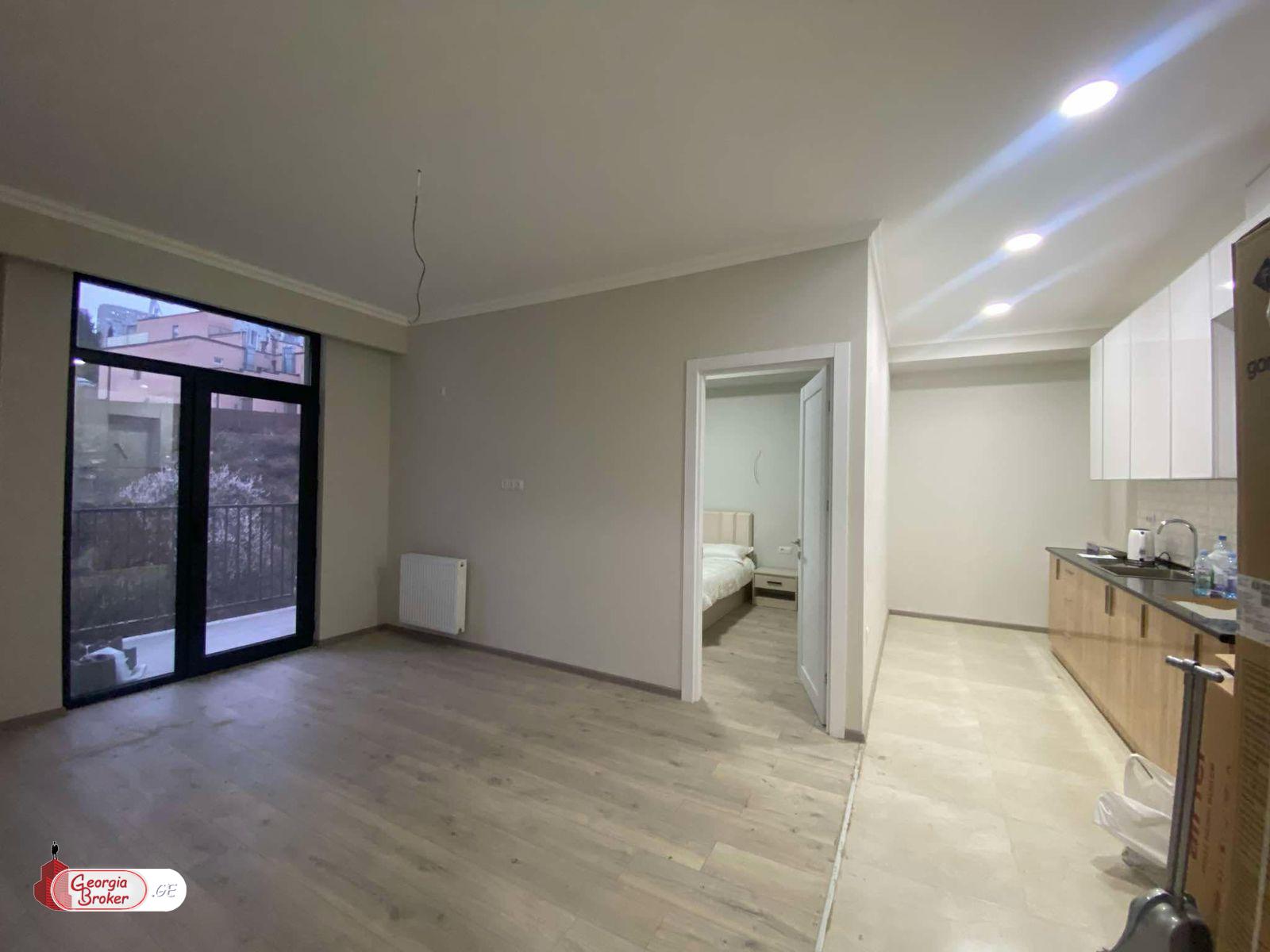 nearly repaired 2-room apartment for sale